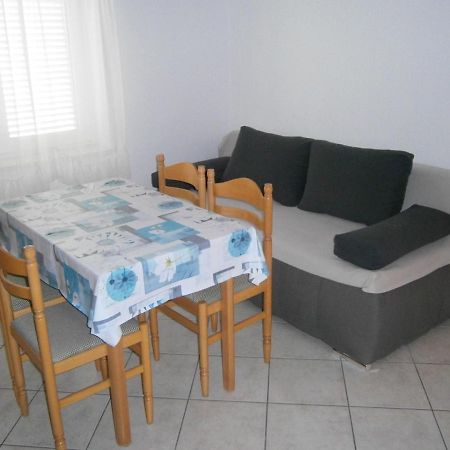 אומיס Apartmani Vrljicak מראה חיצוני תמונה