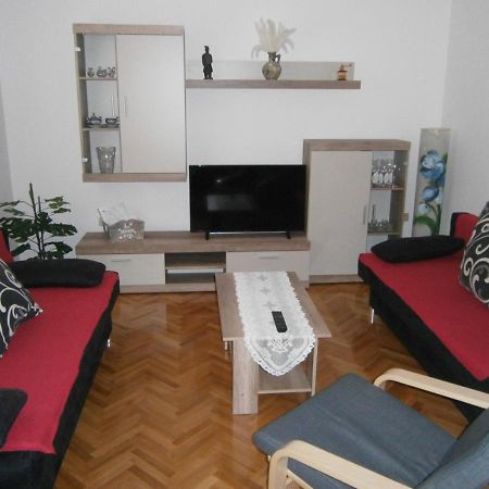 אומיס Apartmani Vrljicak מראה חיצוני תמונה