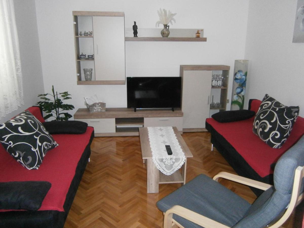 אומיס Apartmani Vrljicak מראה חיצוני תמונה