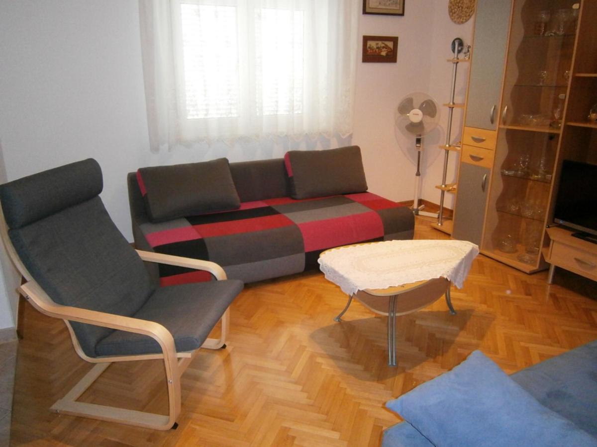 אומיס Apartmani Vrljicak מראה חיצוני תמונה
