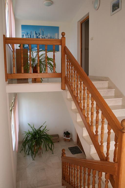 אומיס Apartmani Vrljicak מראה חיצוני תמונה