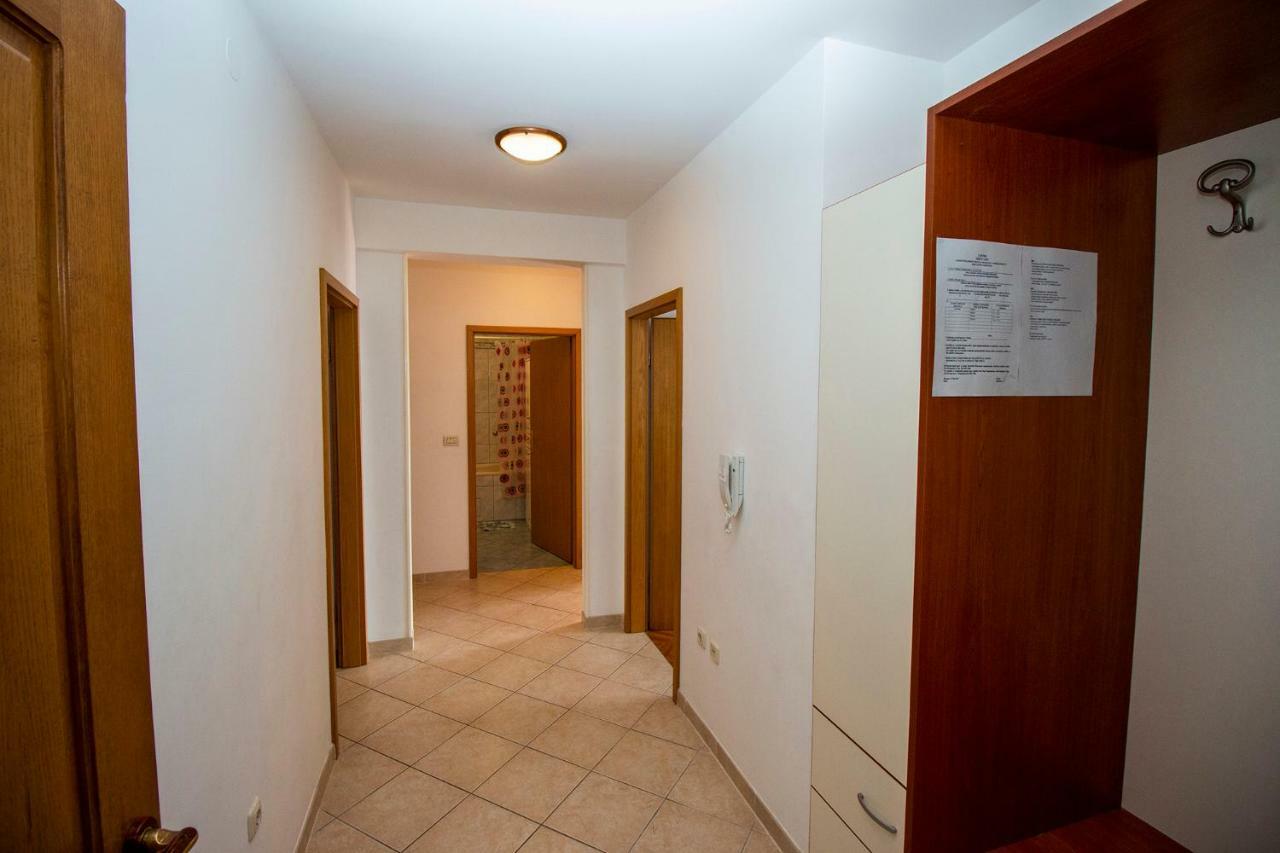 אומיס Apartmani Vrljicak מראה חיצוני תמונה