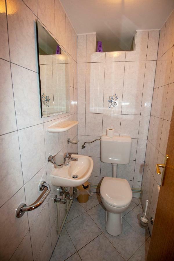 אומיס Apartmani Vrljicak מראה חיצוני תמונה