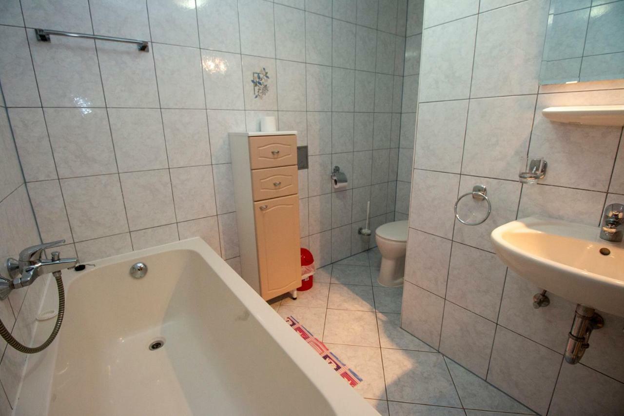 אומיס Apartmani Vrljicak מראה חיצוני תמונה